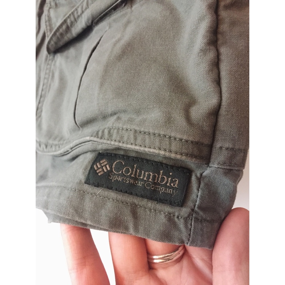 PERFECT COLUMBIA HIKING CARGO SHORTS / HIGH RISE